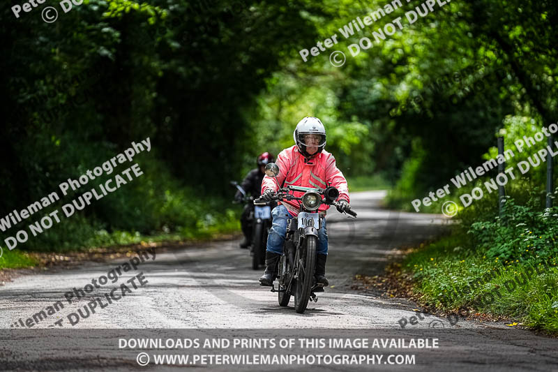 Vintage motorcycle club;eventdigitalimages;no limits trackdays;peter wileman photography;vintage motocycles;vmcc banbury run photographs